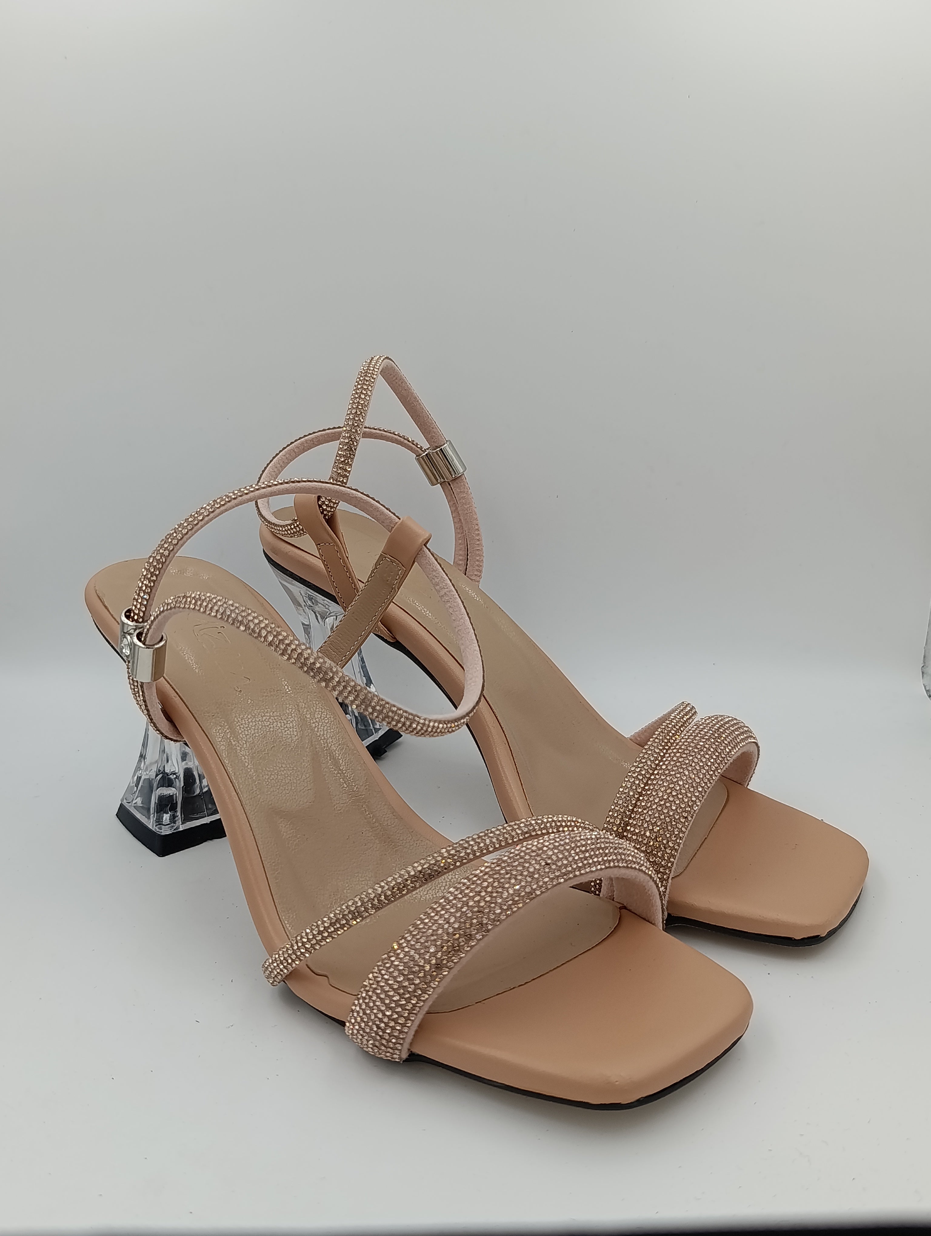 Rose Gold Taşlı Bantlı 8 Cm Şeffaf Kadeh Topuklu Rose Gold Kadın Ayakkabı