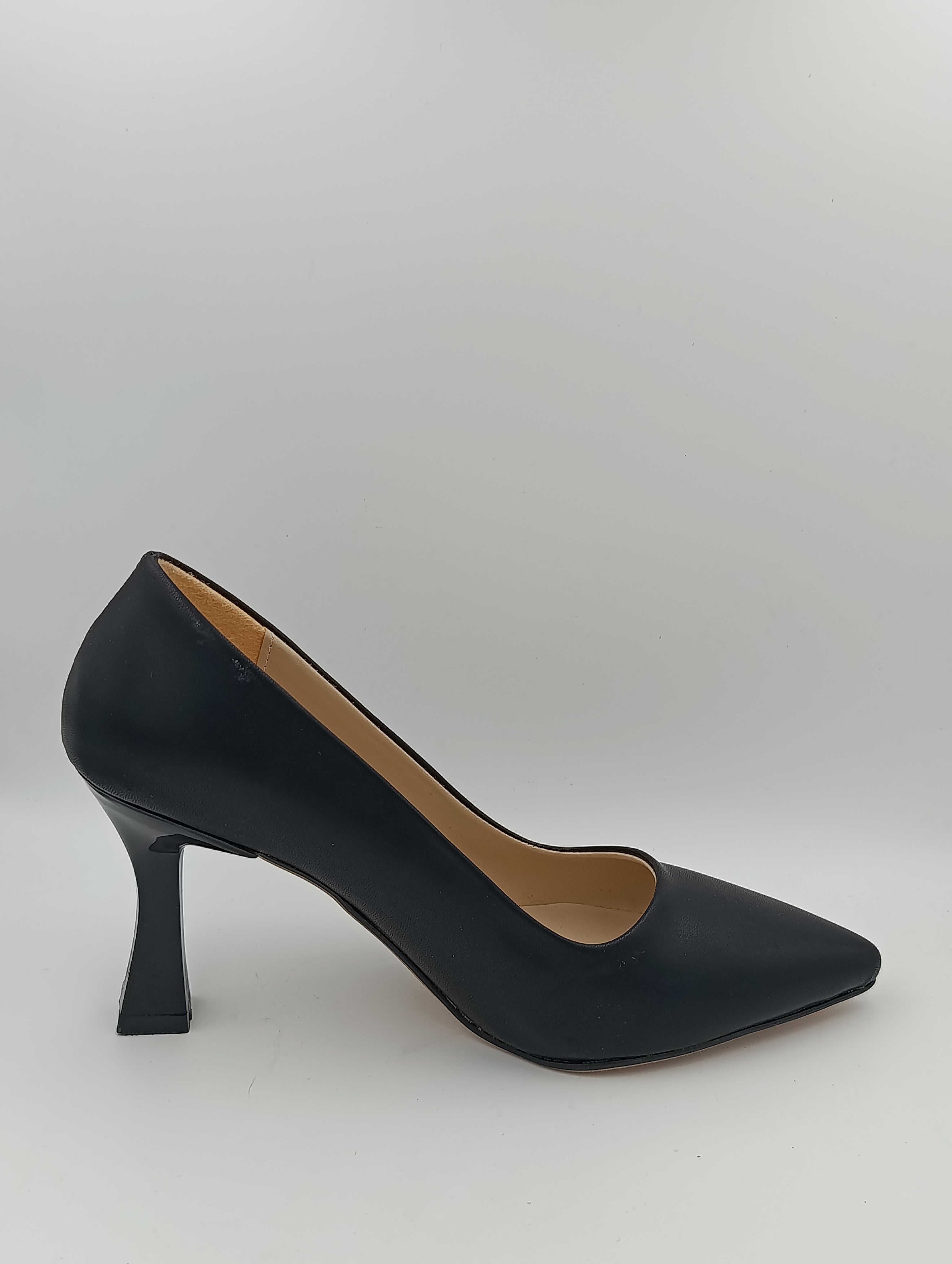 Siyah Suni Deri 8 cm Kadeh Topuklu Stiletto Kadın Ayakkabı
