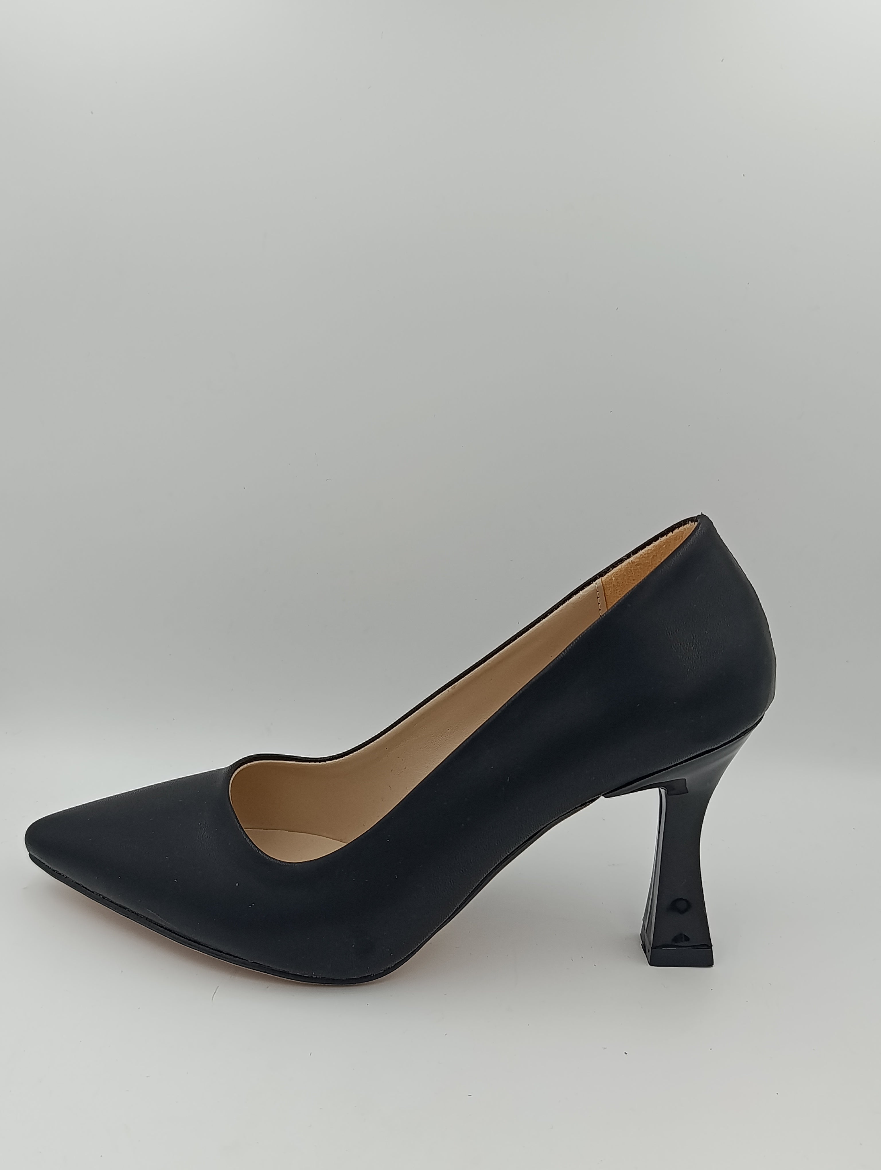Siyah Suni Deri 8 cm Kadeh Topuklu Stiletto Kadın Ayakkabı