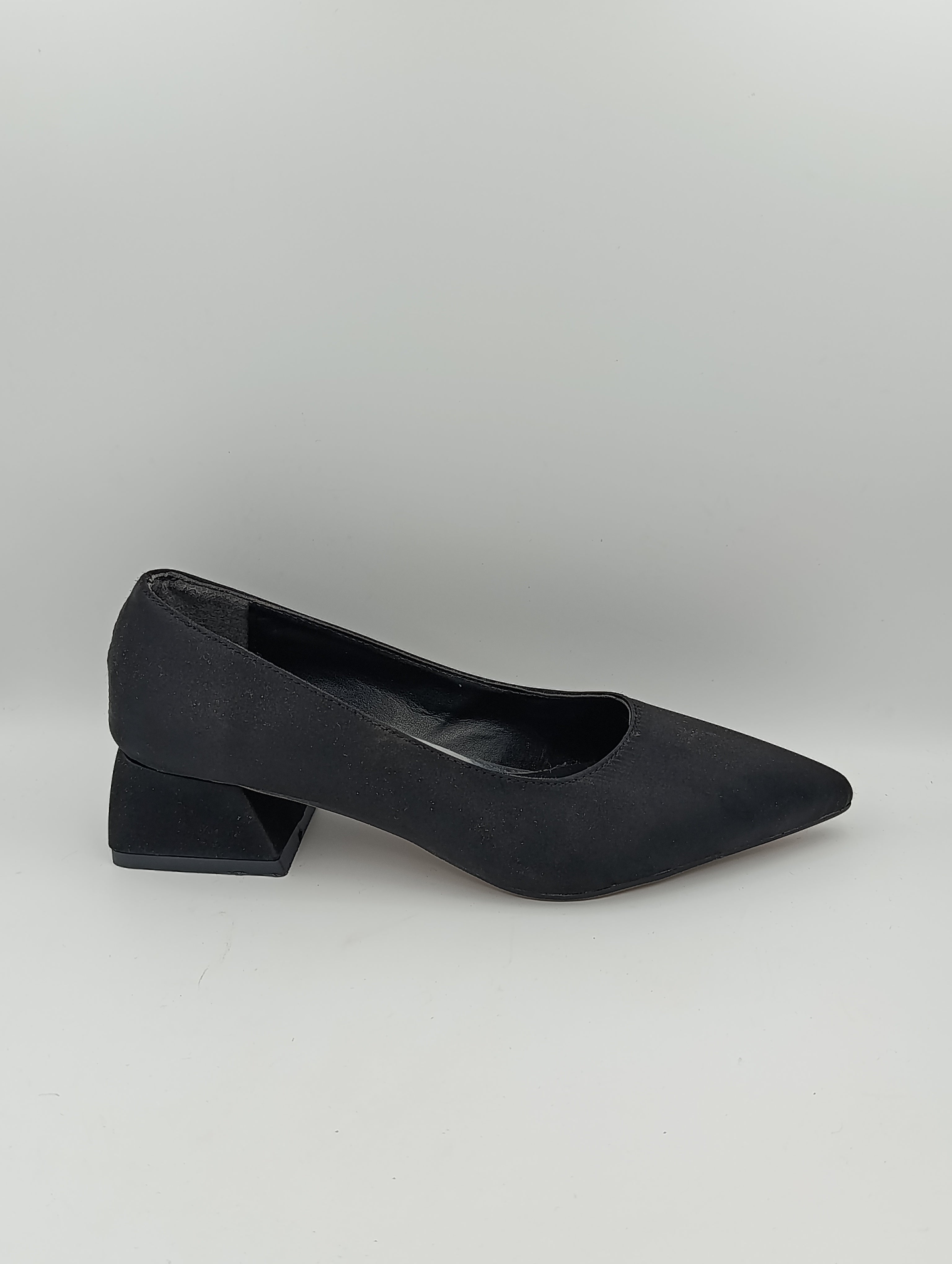 Siyah Saten 4 cm Kalın Topuklu Stiletto Kadın Ayakkabı