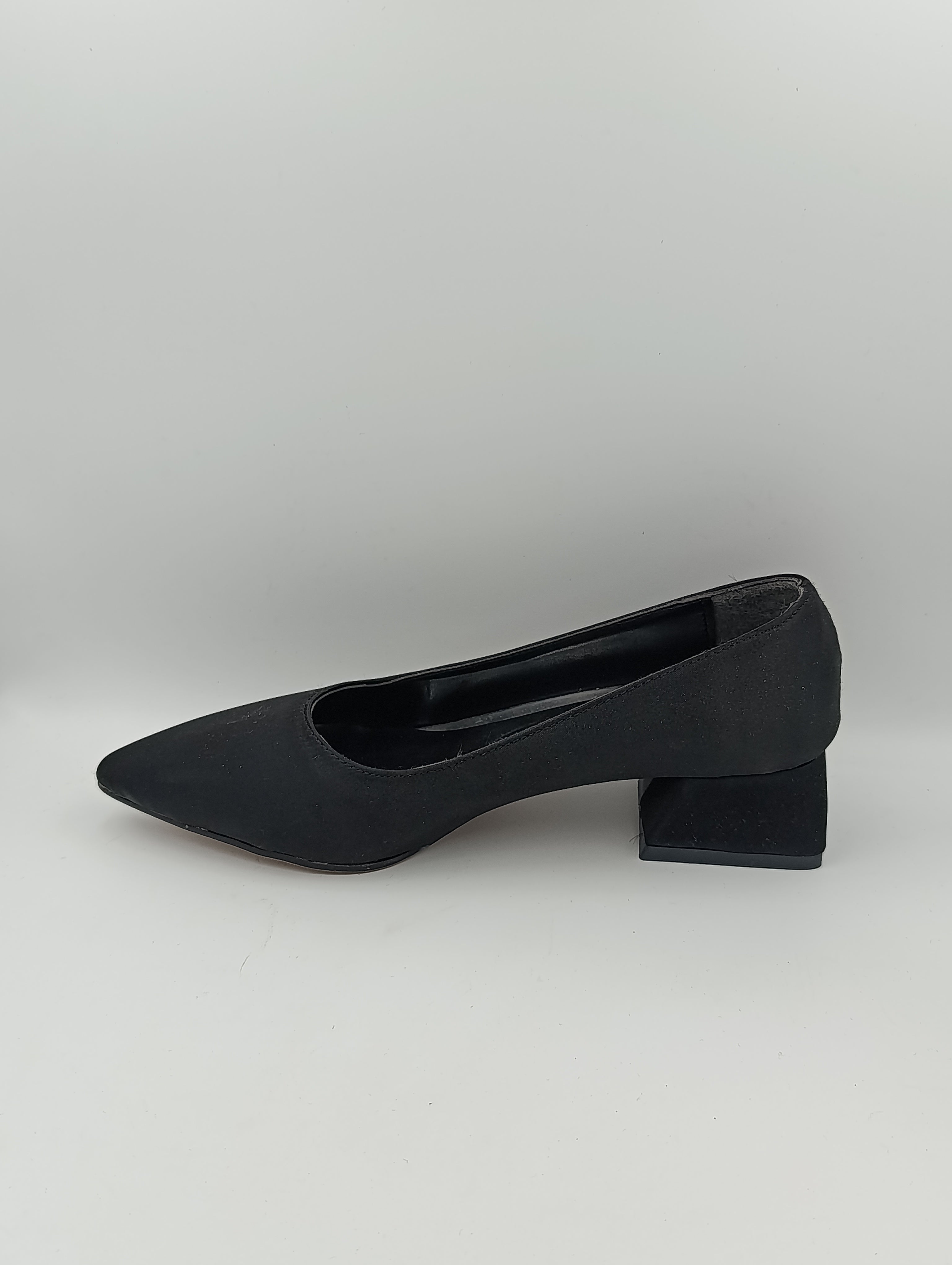 Siyah Saten 4 cm Kalın Topuklu Stiletto Kadın Ayakkabı