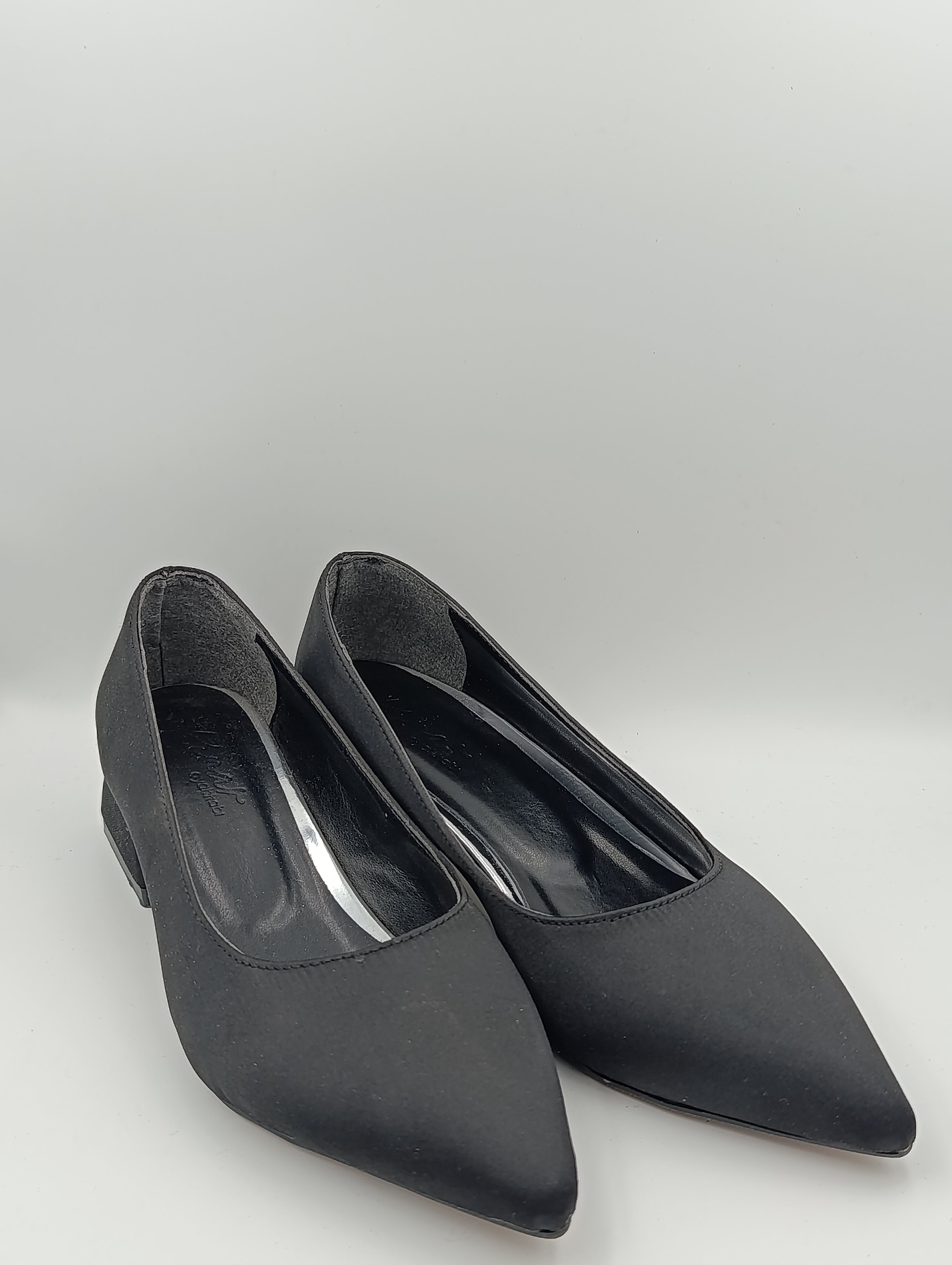Siyah Saten 4 cm Kalın Topuklu Stiletto Kadın Ayakkabı