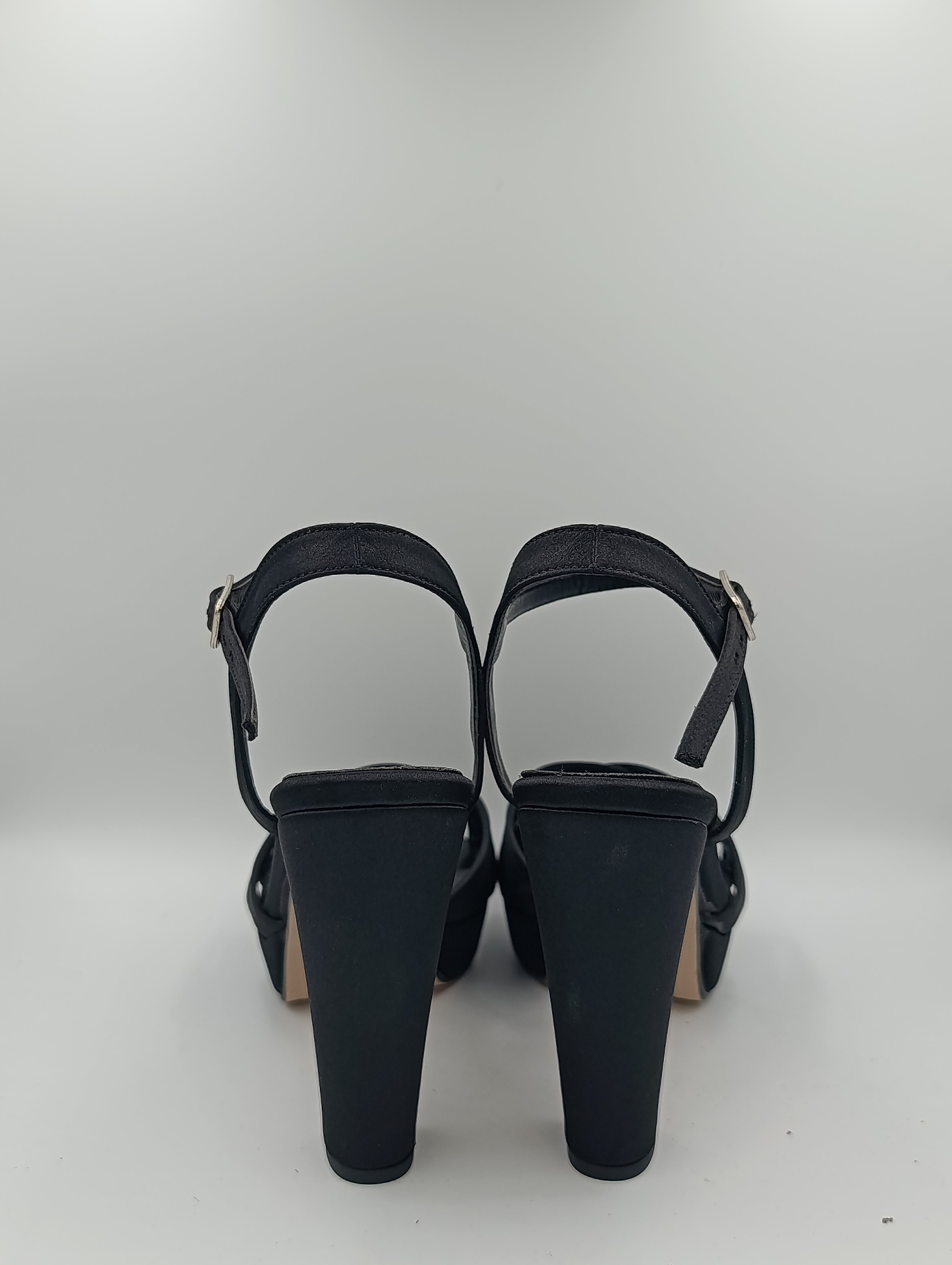 Çapraz Bantlı Kalın Topuk 12 Cm Siyah Saten Platform