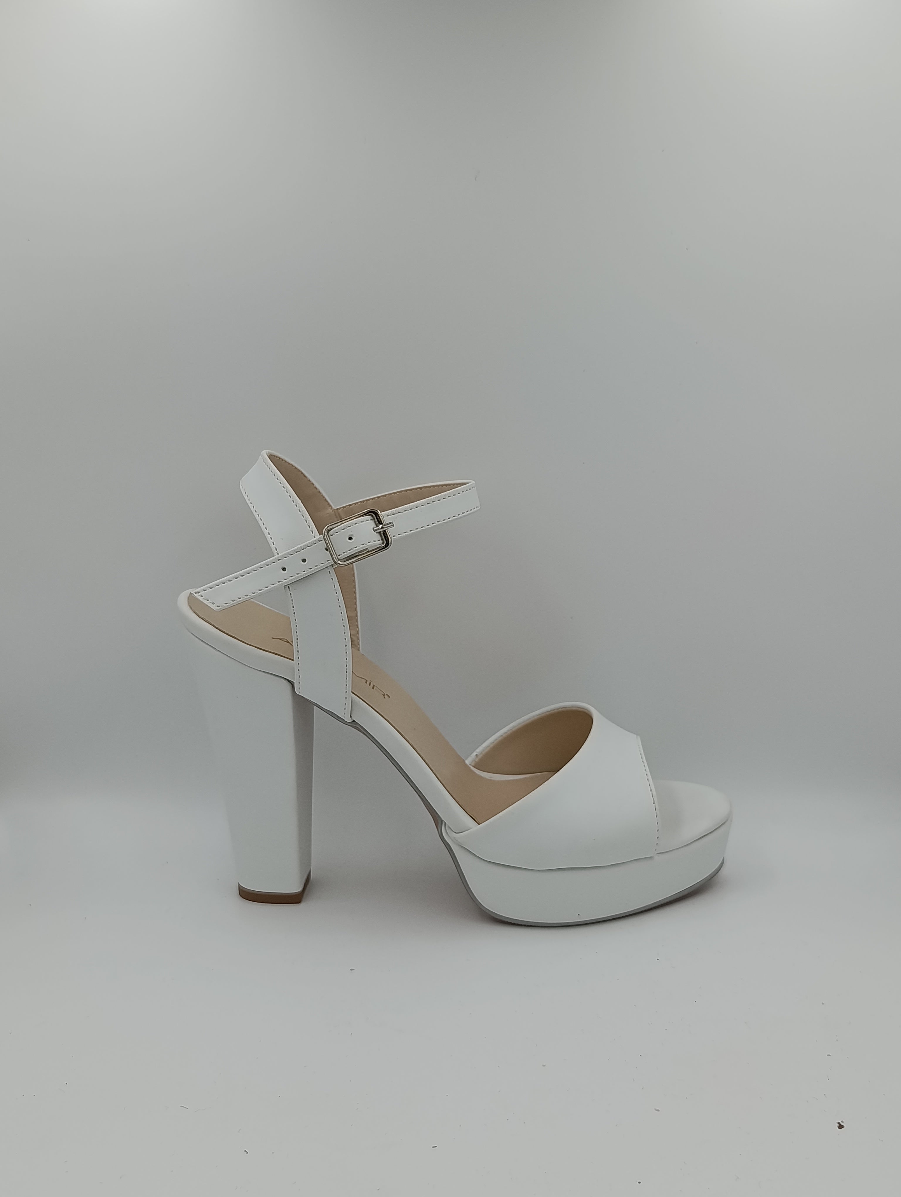 Düz Bantlı Kalın Topuk 12 Cm Beyaz Suni Deri Platform