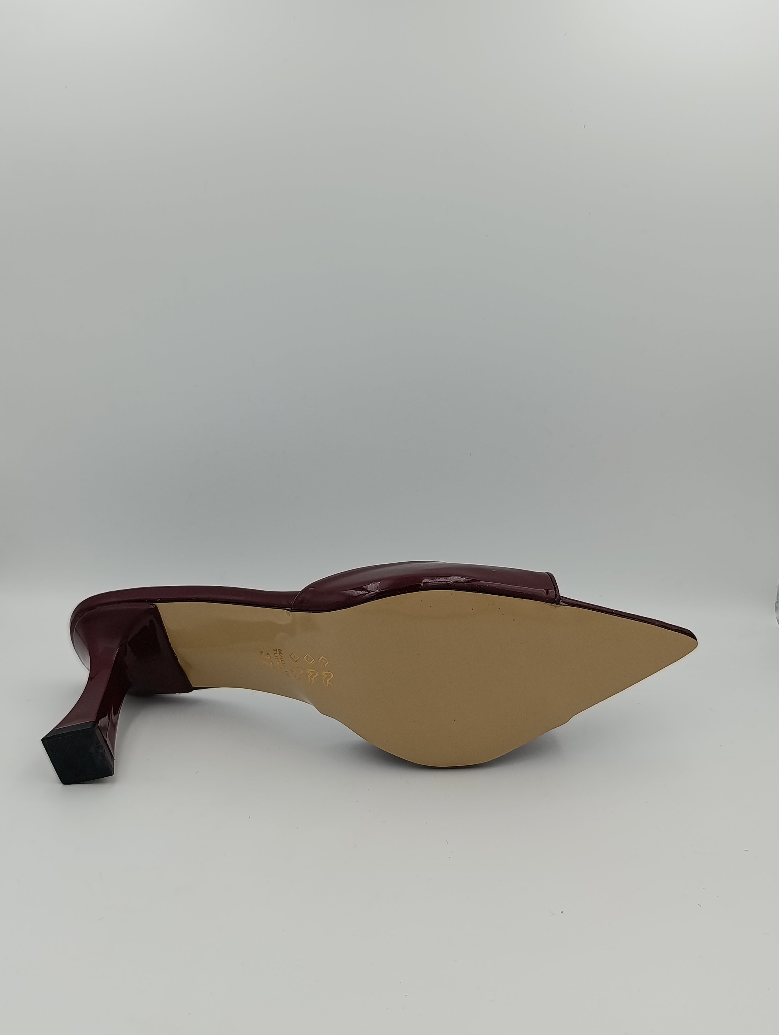 Bordo Rugan 8 Cm Kadeh Topuklu Kadın Terlik